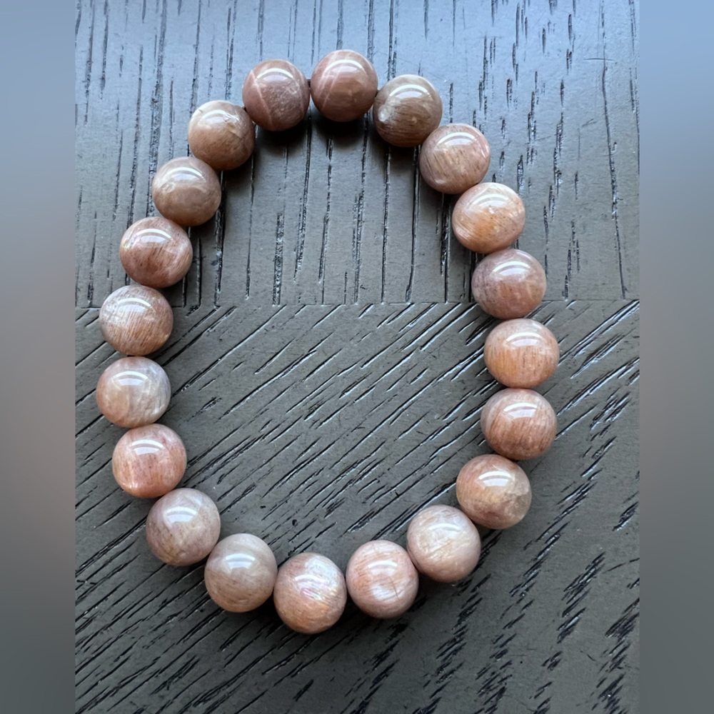 Skeleton moonstone bracelet 10mm